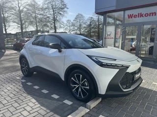 Toyota C-HR Dodenhoekdetectie, Navigatie, Parkeersensoren V + A , All-in Rijklaarprijs - afbeelding nr 46