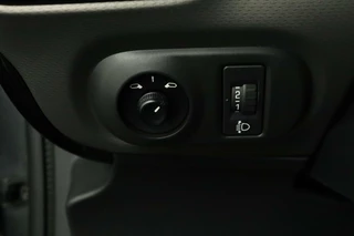 Citroën C4 Cactus Citroen C4 Cactus 1.2 Airco Camera Cruise - afbeelding nr 30