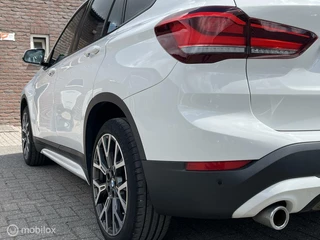 BMW X1 BMW X1 sDrive20i High Executive Edition Head-Up Dak Camera - afbeelding nr 26
