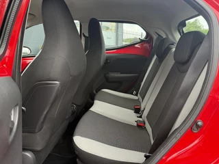 Toyota Aygo Toyota Aygo 1.0 VVT-i x-play Cruise Control,5 Deurs,Elekt.Ramen,N.A.P,Zeer Zuinig,Apk tot 11-2025 - afbeelding nr 8