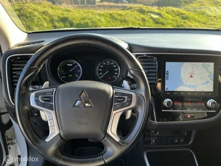 Mitsubishi Outlander Mitsubishi Outlander 2.4 PHEV Intense+ |carplay|trekhaak - afbeelding nr 17