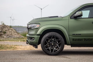 Dodge Ram 1500 Dodge Ram 1500 5.7 V8 4x4 Crew Cab Limited BPM VRIJ / ALL IN PRIJS / PANO / KLEP / WIDE BODY / GARANTIE - afbeelding nr 19