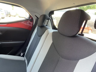 Toyota Aygo Toyota Aygo 1.0 VVT-i x-play Lm.Velgen.Camera.Airco.Electr.pakket.Apple carplay - afbeelding nr 29