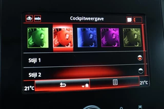 Renault Mégane Renault Mégane 1.3 TCe Limited | Carplay | Keyless | Navigatie |  Climate control | Parkeerhulp | Cruise control | DAB | Bluetooth - afbeelding nr 15