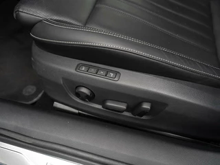 Škoda Superb Skoda Superb Combi 1.4 TSI iV 218pk Laurin & Klement | Leder | Travel Assist | 360 Camera | Stoelventilatie - afbeelding nr 13