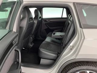 Škoda Kodiaq Škoda Kodiaq 1.5 TSI Sportline Business Aut. *LEATHER-ALCANTARA | FULL-LED | HEATED-SPORTSEATS | ADAPTIVE-CRUISE | MEMORY-PACK | DIGI-COCKPIT | CANTON-AUDIO | SHIFT-PADDLES | CARPLAY | AMBIENT-LIGHT | KEYLESS | DAB | 20''ALU* - afbeelding nr 9