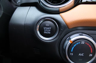 Fiat 124 Spider | Leder | Cruise control | Bose | Camera | Weinig KM! - afbeelding nr 17