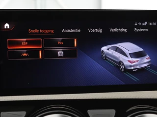 Mercedes-Benz CLA Mercedes-Benz CLA-klasse Shooting Brake 180 Luxury Line | Camera | Leder |  Sfeerverlichting | Stoelverwarming | Adaptive cruise | Navigatie | LED - afbeelding nr 22