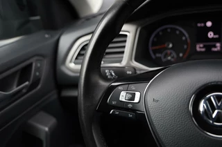 Volkswagen T-Roc Volkswagen T-Roc 1.0 TSI Style Business Navi Clima CarPlay  ACC Getint glas 17-Inch Nl-Auto NAP! - afbeelding nr 10