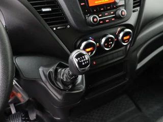 Iveco Daily Iveco Daily 35C16 3.0Ltr Bakwagen+Laadklep | Airco | Cruise | Dakspoiler | 3-Persoons - afbeelding nr 16