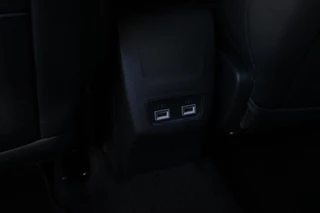 Peugeot 2008 Peugeot 2008 1.2 130PK GT-LINE | NAVIGATIE 10