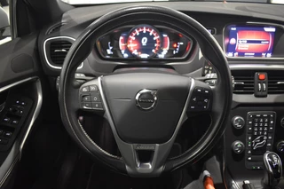 Volvo V40 Volvo V40 T3 153pk Polar+ Sport | Panodak | Camera | Keyless | Styling Kit - afbeelding nr 24