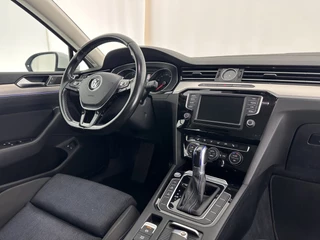 Volkswagen Passat Volkswagen Passat Variant 1.4 TSI GTE Highline Aut. *FULL-LED | ADAPTIVE-CRUISE | ERGONOMIC-SPORTSEATS | KEYLESS | NAVI-FULLMAP | ECC | PARKPILOT | HEATED-SEATS | SHIFT-PADDLES | AMBIENT-LIGHT | TOWBAR | 17''ALU* - afbeelding nr 7