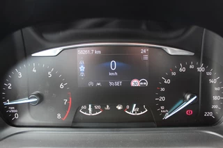 Ford Fiesta Ford Fiesta 1.0-100pk EcoBoost Titanium 5drs. Uiterst nette, luxe en zuinige Ford Fiesta. Voalautm. airco, Cruise control, Navigatie, LM wielen, Metallic lak, Parkeersensoren achter, Telefoonvoorb., Lane assist etc. - afbeelding nr 18
