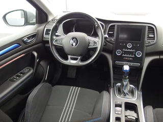 Renault Mégane Estate FULL LED / CAMERA / DAB+ / KEYLESS / CARPLAY / CLIMA / PDC / NL-AUTO - afbeelding nr 23