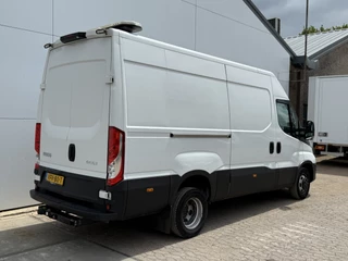 Iveco Daily Iveco Daily 35C18 3.0 L2H2 Airco Cruise Control 3,5 Tons Trekhaak 5-26 APK Lucht geveerde stoel - afbeelding nr 3
