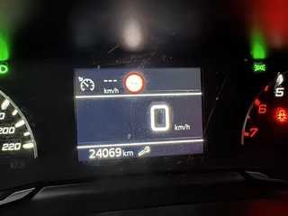 Peugeot 208 Peugeot 208 1.2 PureTech Style Carplay Airco Lane assist - afbeelding nr 9