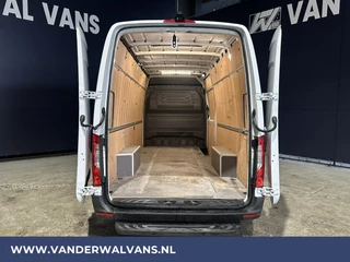 Mercedes-Benz Sprinter Android Auto, cruisecontrol, Chauffeursstoel, Parkeersensoren, Stoelverwarming, Bijrijdersbank - afbeelding nr 3