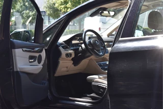 BMW 2 Serie BMW 2 Serie Gran Tourer 218i High Executive Sport Driving Assistant Plus | Vol | Open dak | Elekt.stoelen | Keyless | Nav | Climate Contr | Stoelverwarming | Full LED - afbeelding nr 40