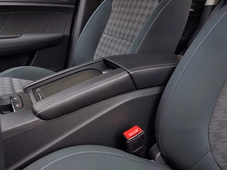 MG ZS EV Comfort 45 kWh | Navi | Apple Carplay+Android Auto | Airco | Adap. Cruise | Bluetooth Carkit+Streaming | Keyless Entry | Pdc | Licht+Rijstrooksensor | 16''lm - afbeelding nr 24