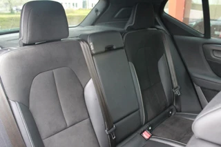 Volvo XC40 Volvo XC40 T5 Recharge R-Design | Stoelverwarming | Parkeercamera  | Glossy Black | Keyless - afbeelding nr 20