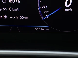 Volkswagen T-Roc Volkswagen T-Roc 1.5 TSI R-Line | Parkeersensoren | Stoelverwarming | Carplay | - afbeelding nr 4