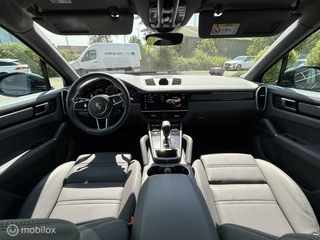 Porsche Cayenne Porsche Cayenne 3.0 E-Hybrid Platinum Edition, 462 PK, Trekhaak, Pano, Bose.. - afbeelding nr 18