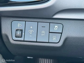 Kia Stonic Kia Stonic 1.0 T MHEV GT Line Automaat  GT Line meest luxe uitvoering Full option , lage km stand , auto is als nieuwe , 7 jaar fabrieks garantie - afbeelding nr 35