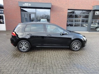 Volkswagen Golf - afbeelding nr 4