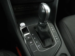 Volkswagen Tiguan Allspace Volkswagen Tiguan Allspace 1.5 TSI Comfortline | 1e eigenaar |  Stoelverwarming | Carplay | Trekhaak | Adaptive cruise | Climate control - afbeelding nr 23