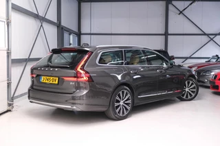 Volvo V90 Volvo V90 2.0 B4 Business Pro | Massage | Trekhaak | Stoelkoeling | Pine grey | NL auto NAP | Camera | Leder | LED | Rijklaar | - afbeelding nr 37