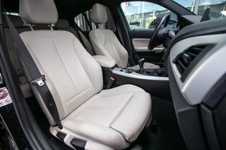 BMW 1 Serie BMW 1 Serie 116i Centennial High Executive - All-in rijklrprs | Leer | Panodak | mooie uitvoering - afbeelding nr 5