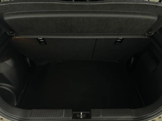 Suzuki Swift Suzuki Swift 1.2 Select Smart Hybrid | Navigatie | Adaptieve Cruise Control | Parkeercamera - afbeelding nr 21