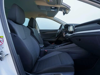Škoda Octavia Skoda Octavia Combi 1.0 e-TSI 110pk DSG Business Edition | Navigatie | Full LED | Trekhaak - afbeelding nr 18