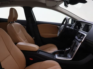 Volvo V40 Volvo V40 1.5 T2 Nordic+ | Stoelverwarming | Panodak | Stoelgeheugen | - afbeelding nr 13
