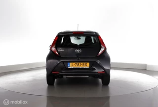 Toyota Aygo Toyota Aygo 1.0 VVT-i 72pk X-Play applecarplay|airco|camera|dab|5drs - afbeelding nr 18