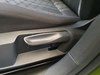 Volkswagen Taigo Volkswagen Taigo 1.5 TSI 150pk DSG/AUT R-Line Camera, IQ.Light, ACC - afbeelding nr 22