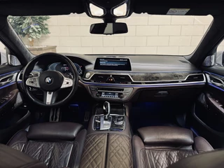 BMW 7 Serie | B&W | Skylounge | 4-wielbest. - afbeelding nr 3