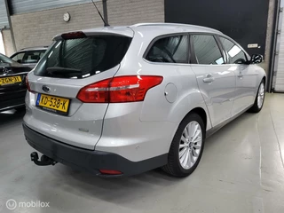 Ford Focus Ford Focus Wagon 1.0 Titanium/Cruise/Clima/Navi/Trekhaak/Nap - afbeelding nr 9