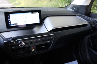 BMW i3 BMW i3 120Ah 42kWh automaat ECC/camera/cruise/DAB/navi/Harman Kardon/Stoelverw - afbeelding nr 21