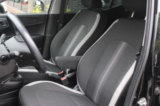 Hyundai i10 Hyundai i10 1.2 Premium Navi/Carplay/Cam/Pdc/wint/All weather 15