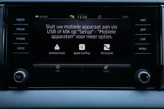 Škoda Karoq Skoda Karoq 1.5 TSI / 150 PK / DSG / Sportline / Black Edition / Virtual Cockpit / Camera / Cruise Control / Trekhaak / 19