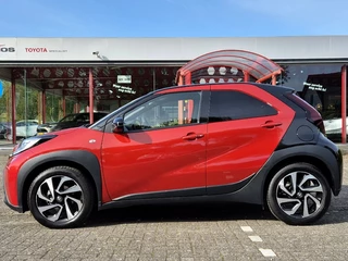 Toyota Aygo Toyota Aygo X 1.0 VVT-i S-CVT Automaat Pulse | Cruise | Parkeersensoren - afbeelding nr 2