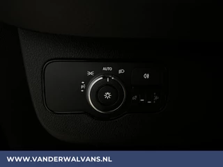 Mercedes-Benz Sprinter Mercedes-Benz Sprinter 316 CDI 163 pk 3500kg Trekhaak L2H2 Euro6 Airco | Camera | Apple Carplay Cruisecontrol, Android Auto, Parkeersensoren - afbeelding nr 16