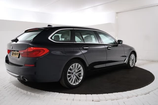 BMW 5 Serie Cruise Control, Navigatie, LEER, Panoramadak, xDrive - afbeelding nr 3