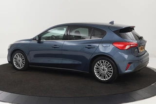 Ford Focus Ford Focus 1.0 EcoBoost Titanium | Stoel & stuurverwarming |  Trekhaak | Adaptive cruise | B&O Sound | Full LED | Camera | Side Assist | Carplay | Navigatie | Keyless - afbeelding nr 2