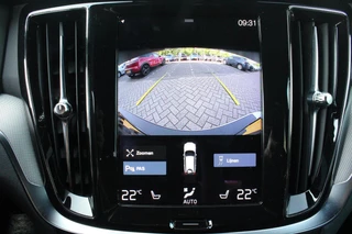Volvo V60 Volvo V60 2.0 T6 340PK RECHARGE AWD R-DESIGN **NIEUWSTAAT!** | ELEKTRISCH BEDIENBARE VOORSTOELEN MET GEHEUGEN OP BESTUURDERSSTOEL | 18