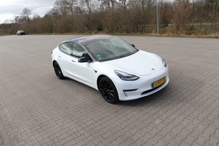 Tesla Model 3 Tesla Model 3 Long Range AWD 75 kWh black&white chrome delete uitstraling! autopilot dual motor stoelverwarming v+a panodak - afbeelding nr 45
