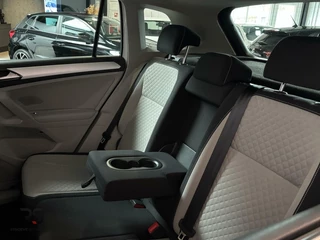Volkswagen Tiguan Volkswagen Tiguan Comfortline Buss. | Navi | ACC | PDC | DAB+ | Clima | CarPlay | Org. NLD. | - afbeelding nr 44