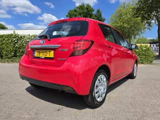 Toyota Yaris Toyota Yaris 1.5 Hybrid Asp, Camera! Nwe Apk! Zondag OPEN! - afbeelding nr 11